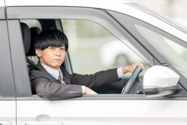 タクシー　年齢制限