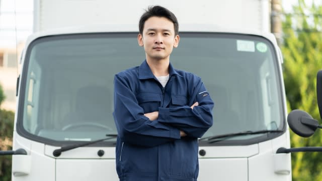 トラック ドライバー 副業